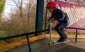 Zlosyn ve skateparku