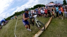 Kdo nesk��e nen� �ech