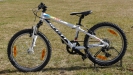 Ninova kolekce � SCOTT Scale JR 20