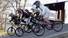 Dal den v sedle  BMX